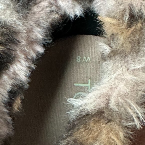 Toms Burgundy Brown Leather Slip-On Booties - Picture 6 of 11